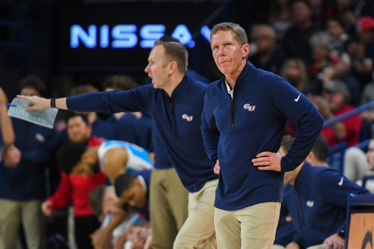 Gonzaga, Yale61